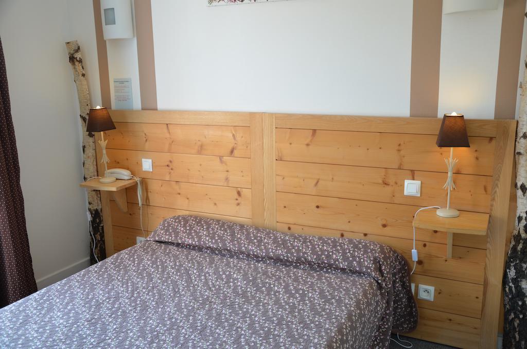 Hotel L Ander Saint-Flour  Room photo