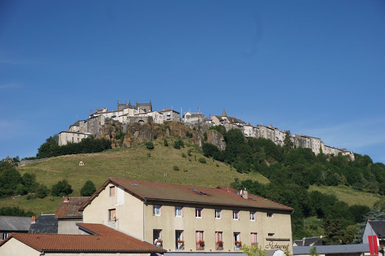 Hotel L Ander Saint-Flour  Exterior photo